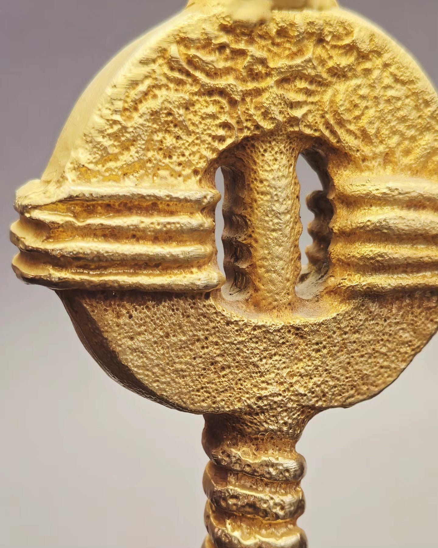 Lampe en bronze dorée