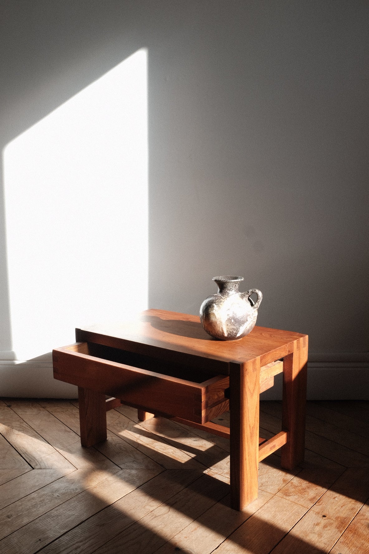 Pierre Chapo T07 Bedside Table