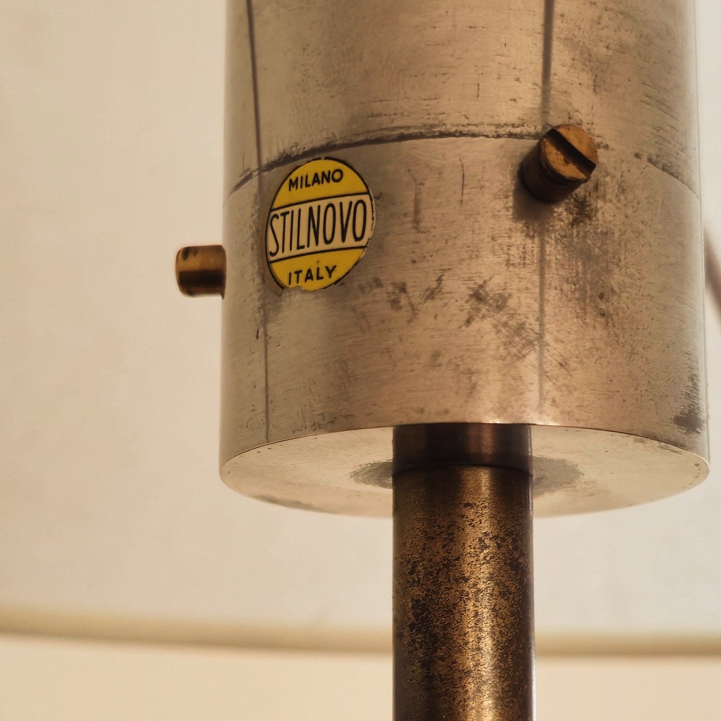 Stilnovo opaline and brass table lamp