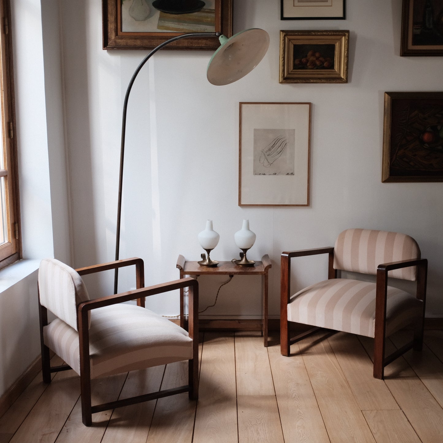 Paire de fauteuils Italiens en bois années 50