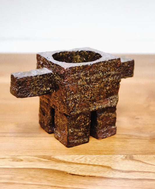 Stoneware pot