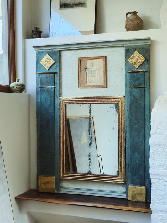 Trumeau neoclassique en bois doré et peint